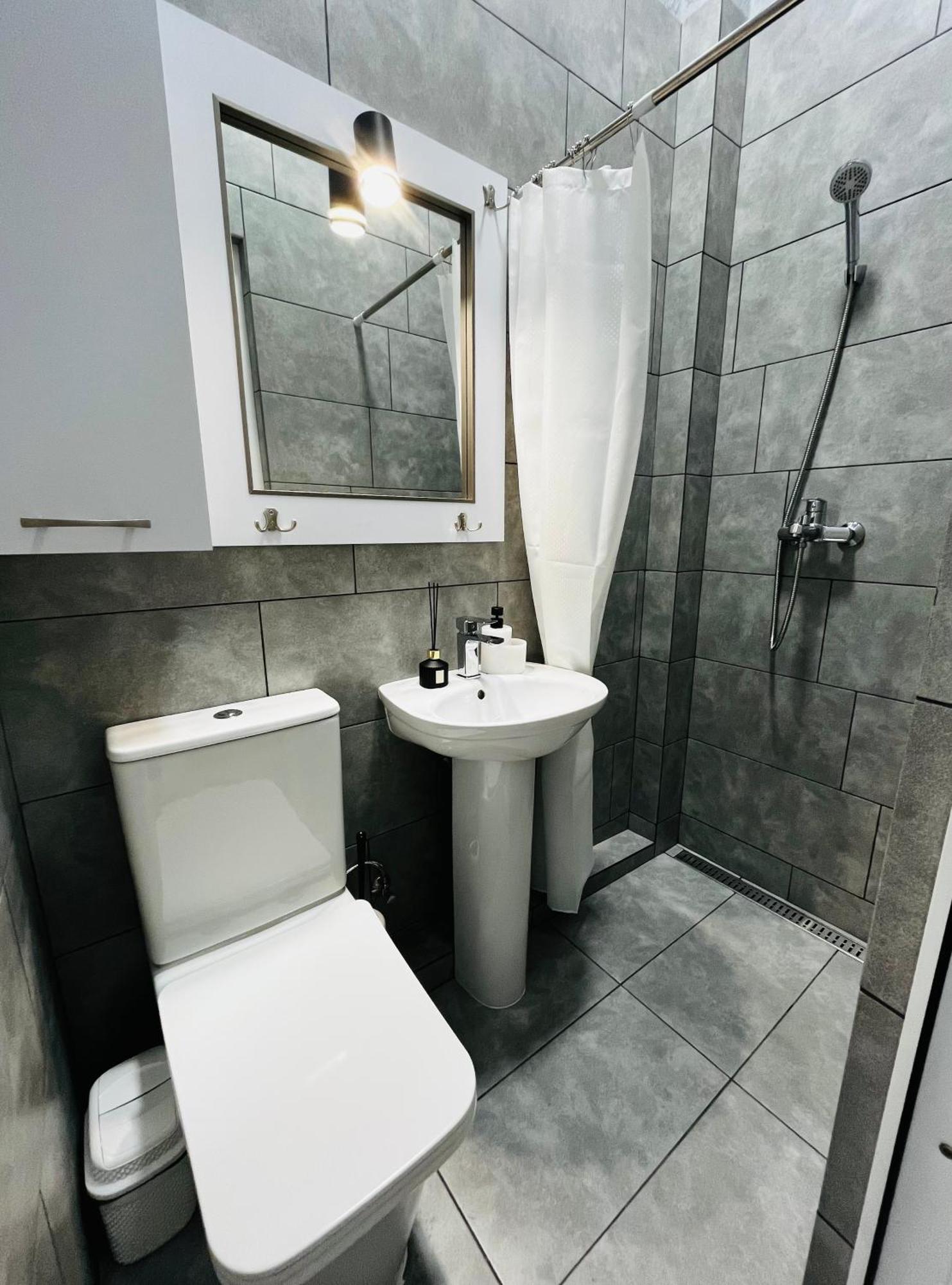 Apartament Квартира Біля Аквапарку По Вулиці Наукова Lwów
